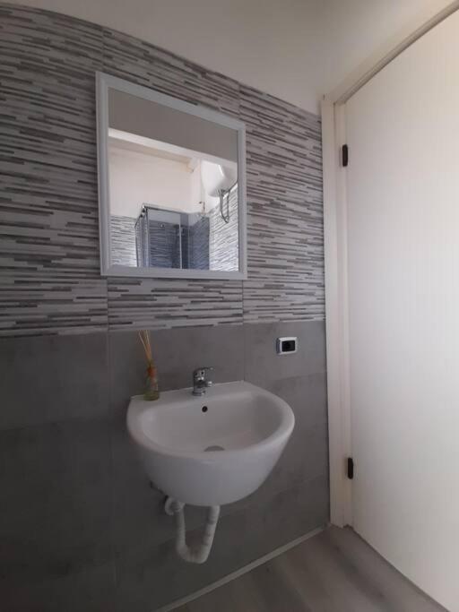 Ferienwohnung Seven House Poetto Cagliari Exterior foto